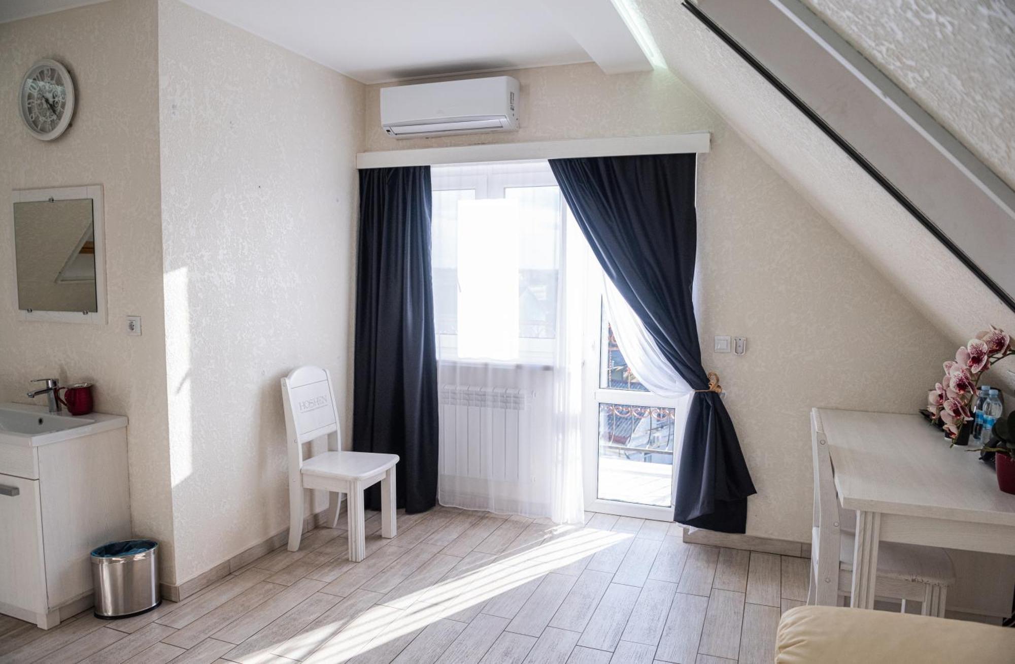Hoshen Hotel Умань Экстерьер фото